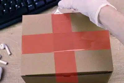 Stabiler Karton mit Kreuzverklebung